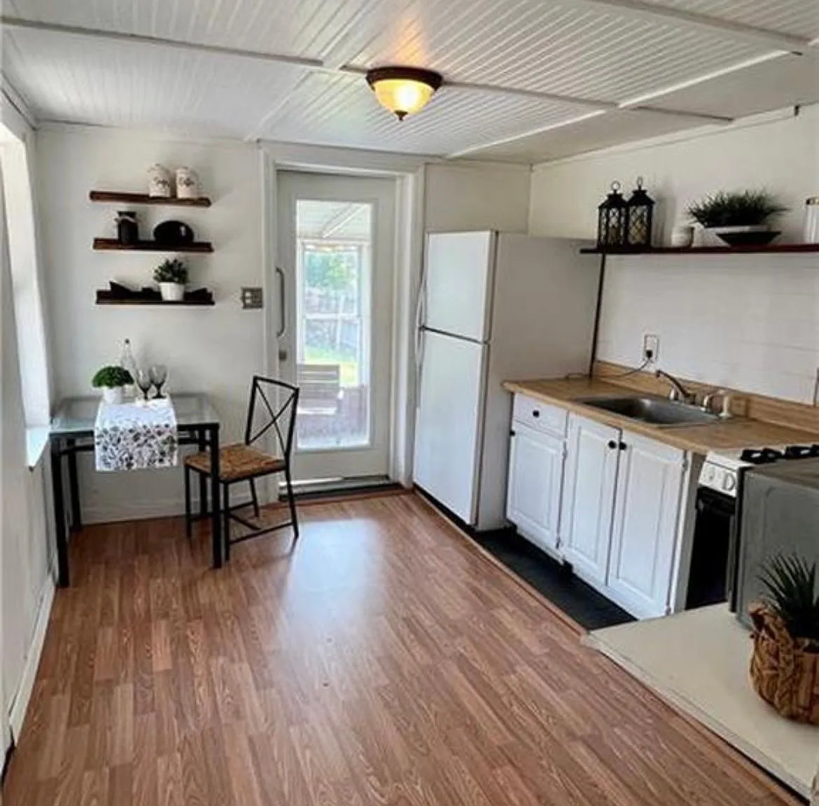 413 Vine St — Photo 4