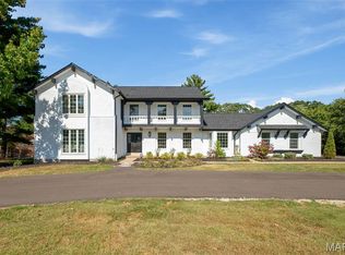 155 Forest Club Dr, Chesterfield, MO