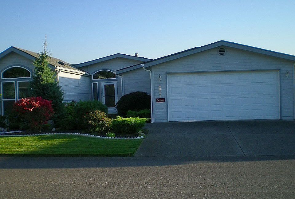1st image of 6012 88th Street Ct E