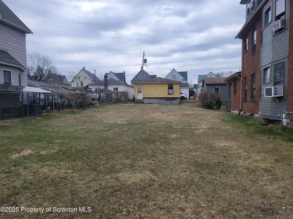 816 Prescott Ave, Scranton, PA 18510