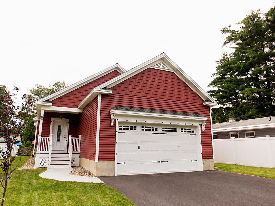 1st image of 22 Parkview Ave