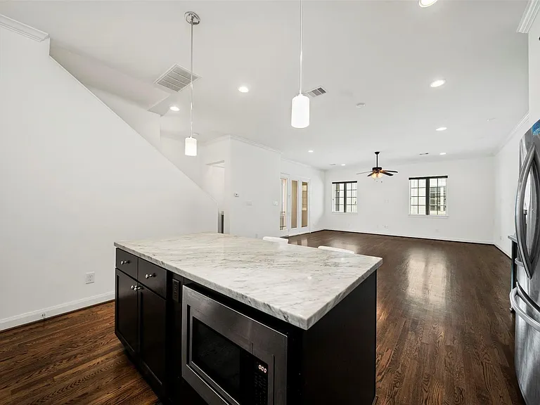 22 Hermann Park Ct — Photo 9