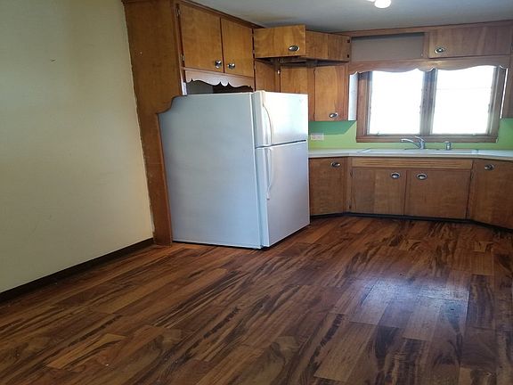 5th image of 111 S Erma Ave
