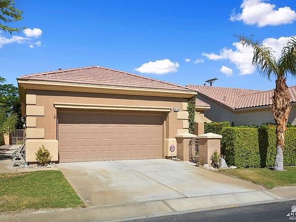3rd image of 80544 Hoylake Dr