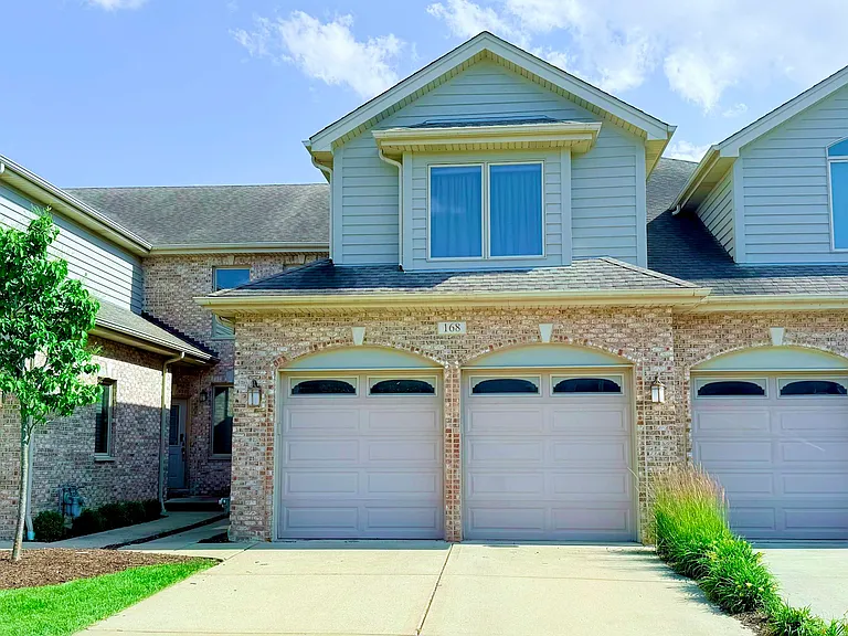168 Mayo Ct — Photo 1