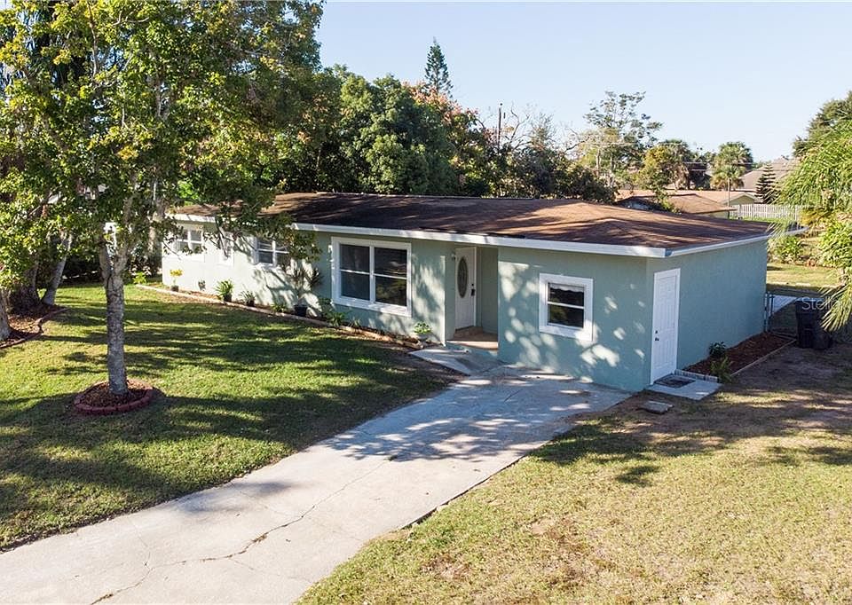 1st image of 1620 Golfview Dr