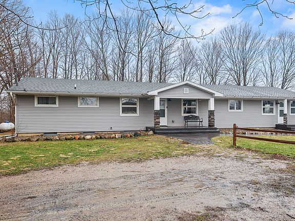 2nd image of 4090 Matthews Rd