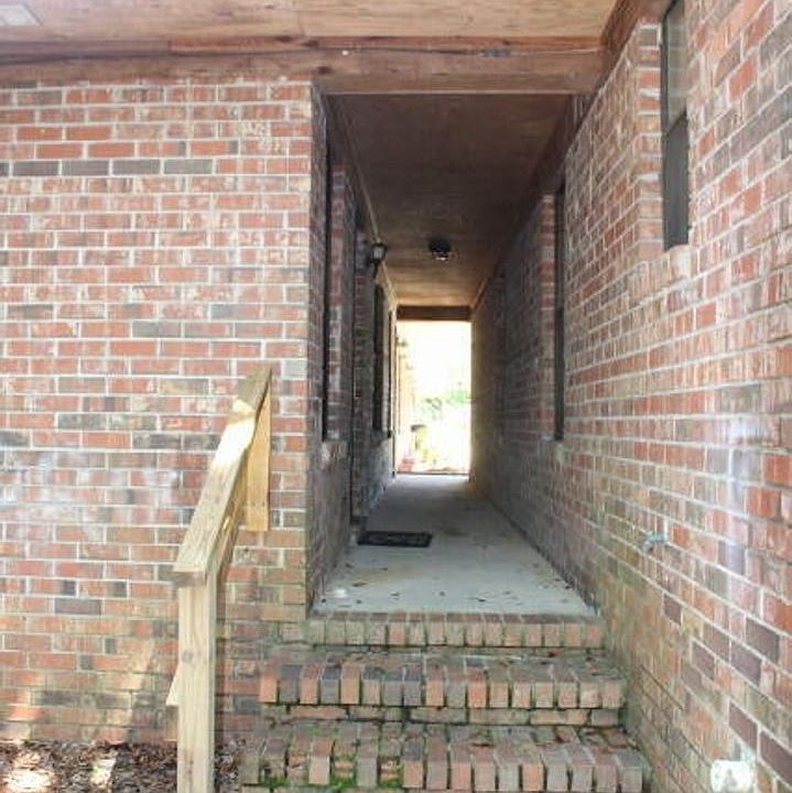2nd image of 1311 Plum Cir APT 47