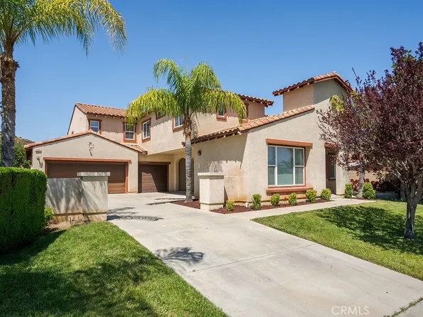 182 Monument Pkwy, Perris, CA 92570