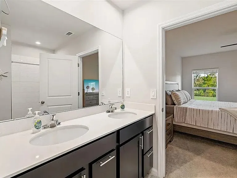 619 172nd Ct E — Photo 8