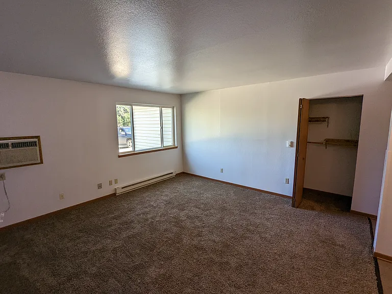 110 Garfield Ave #1 — Photo 2