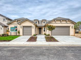 1186 N Holly Ave, Clovis, CA
