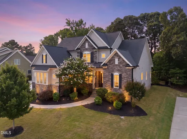 1325 Mackinaw Dr, Wake Forest, NC 27587