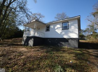 67 N Collins St, Reynolds, GA 31076