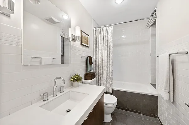 Rented by Compass | media 20