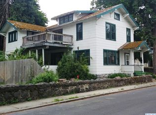 203 W Wawawai St, Colfax, WA 99111