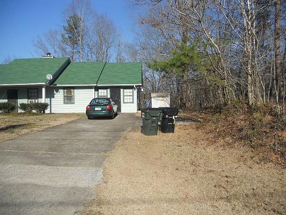 2nd image of 3748 King Dr