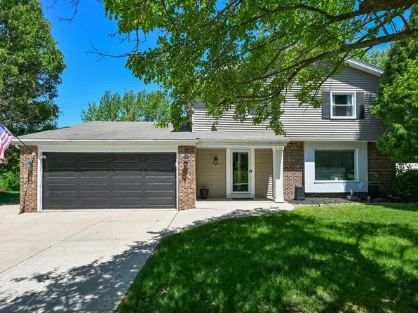14390 W Wilbur DRIVE, New Berlin, WI 53151