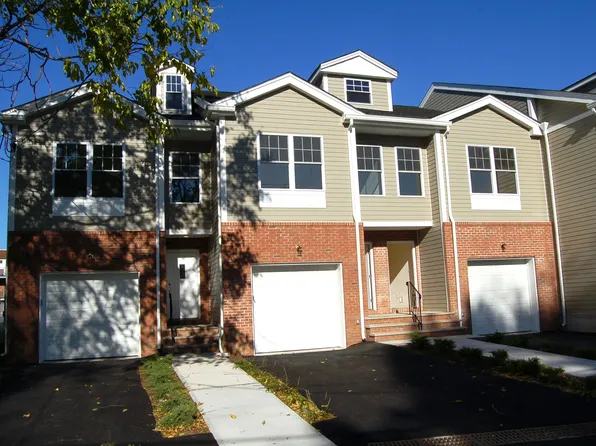 108 Berry St #2, Hackensack, NJ 07601