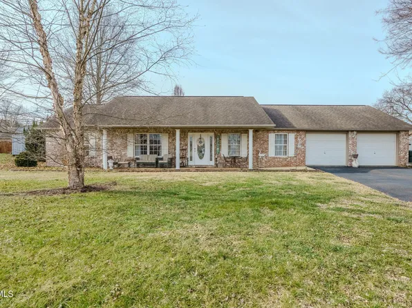 1705 Primrose Ct, Sevierville, TN 37862