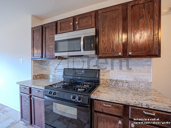 3rd image of 2727 Roaring Oaks Ln