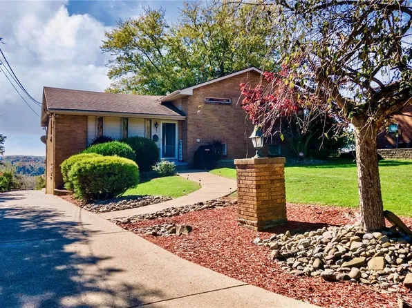 1006 Eastview Dr, Weirton, WV 26062