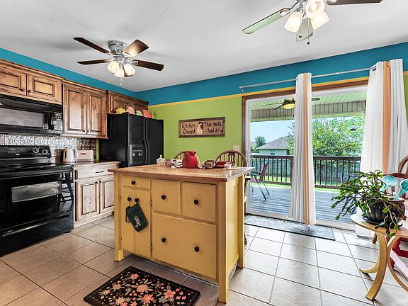 3rd image of 512 Rice Street