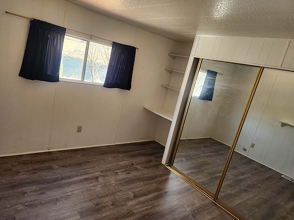 5th image of 147 Shetler Dr