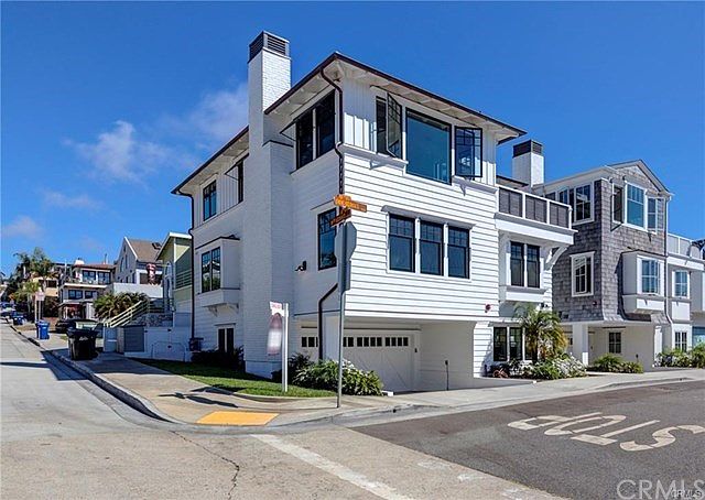 1st image of 548 Pine Street