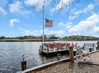 501 N Shore Dr, Forked River, NJ 08731