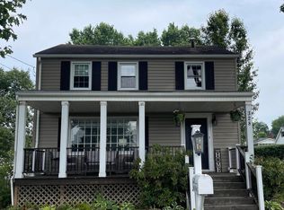 328 New St, Bridgeport, WV 26330