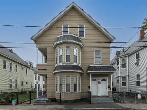 97-99 Pleasant St, Lowell, MA 01852