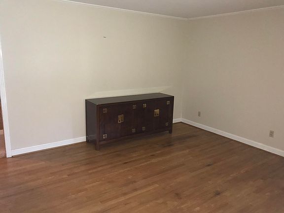 3rd image of 1002 Desotoville Ave