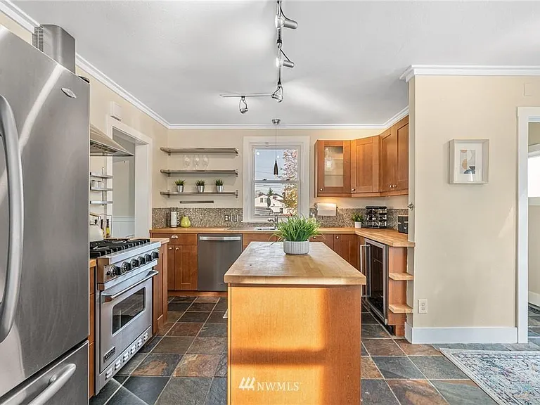 2515 S Dawson St — Photo 3