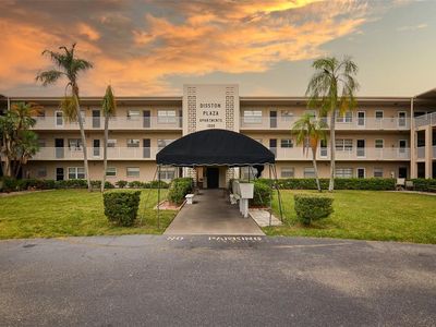 1000 49th St N APT 212, Saint Petersburg, FL, 33710