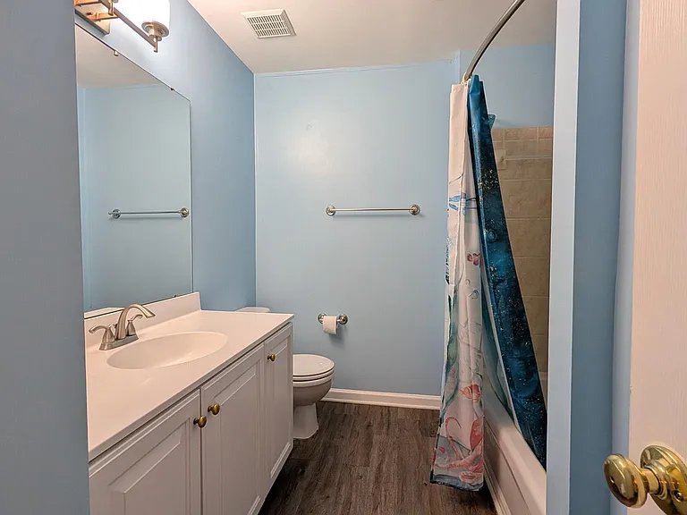 211 Shirley Sq SE — Photo 23