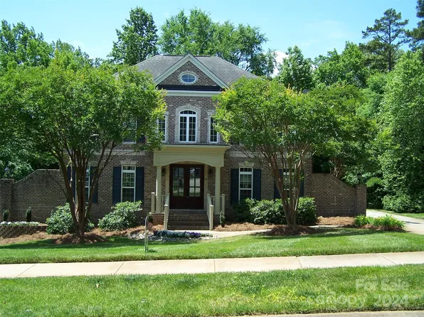 589 Elizabeth Lee Dr NW, Concord, NC 28027