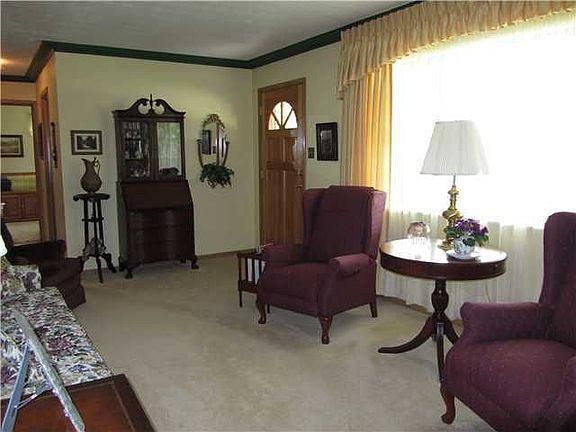 3rd image of 9140 Linda Cir