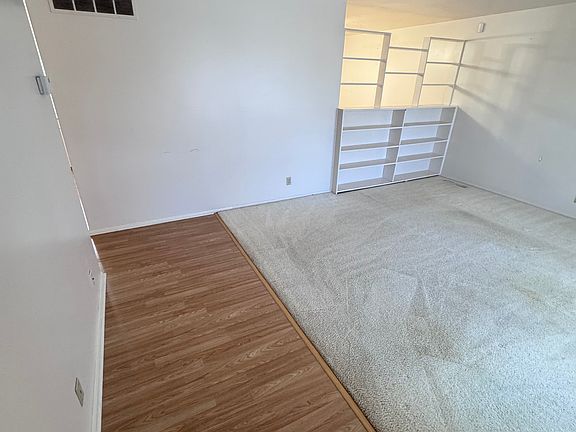 2nd image of 2107 W Lindsay Dr