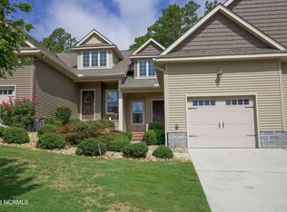 42 Cypress Cir, Southern Pines, NC 28387