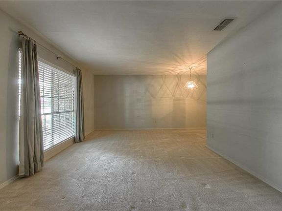 3rd image of 3740 Fenton Ave