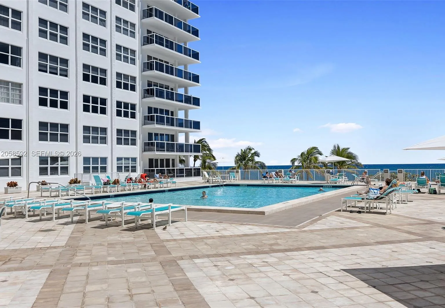 Playa Del Sol Condo — Photo 3