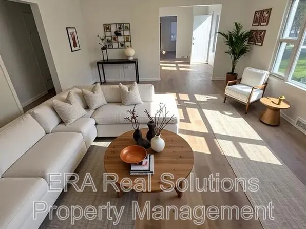 1665 Elaine Rd, Columbus, OH 43227