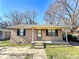 306 Wilson Ave, Tahlequah, OK 74464