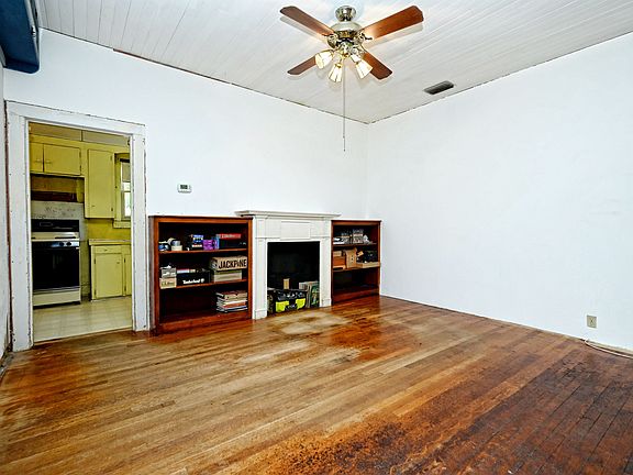 4th image of 510 E 39th St