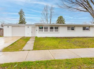 124 N Lincoln Ave, Addison, IL 60101