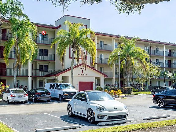 2nd image of 1601 SW 128th Terrace #407a
