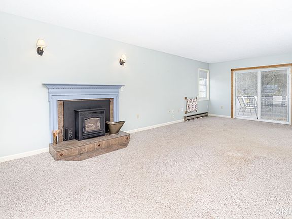 3rd image of 36 Sageway