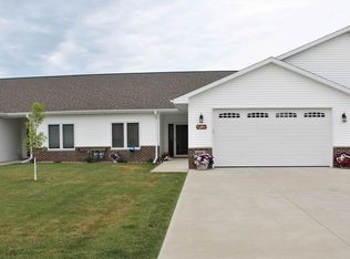 1601 3rd St SW #D, Waverly, IA 50677