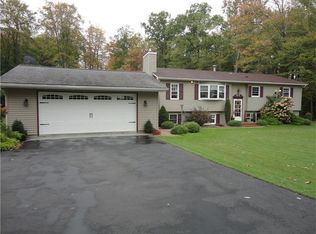 3124 Scrubgrass Rd, Grove City, PA 16127